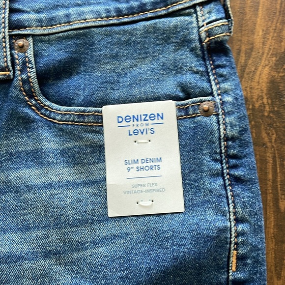 Men’s Denim Shorts - Picture 3 of 5